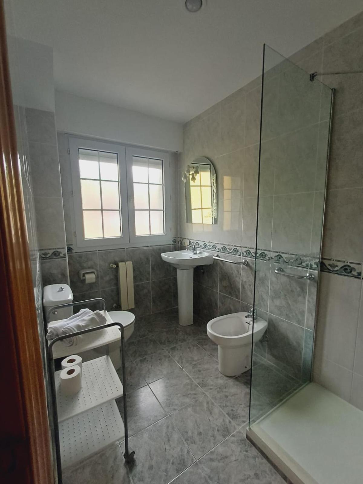 Hotel El Coterin Apartamentos Y Habitaciones 阿里纳斯·德·卡伯瑞勒斯 外观 照片