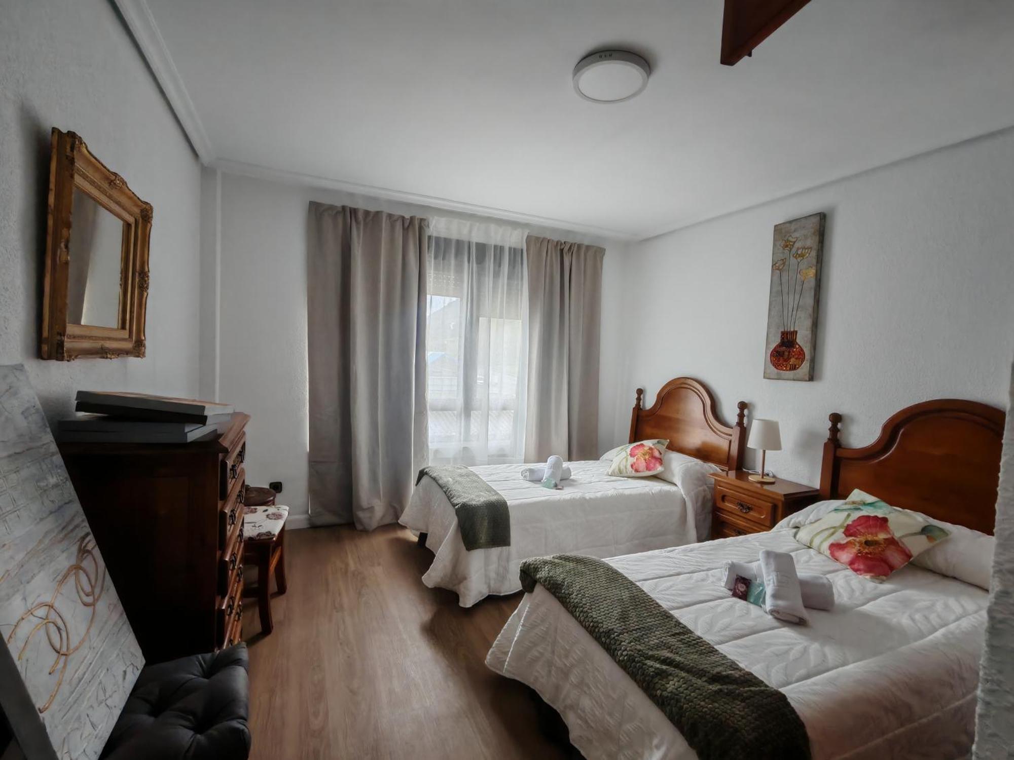 Hotel El Coterin Apartamentos Y Habitaciones 阿里纳斯·德·卡伯瑞勒斯 外观 照片